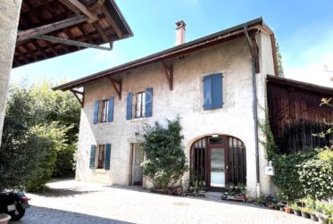 Exclusivité - Maison villageoise en pleine campagne - Cheminée - 4 Chambres - 2 salles de bain - DISPO DE SUITE