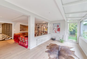 rare au cœur de Florissant Rez +1 avec jardin privatif – 8 pièces, 4 chambres, 3 salles de bains + Box