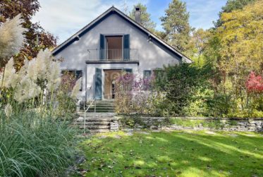 Maison familiale rénovée à Chene-Bougeries - 9.5 pièces