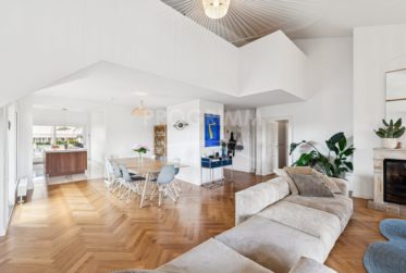 Exclusivité - Magnifique appartement de 4 chambres + 1 bureau - 3 parkings - Ascenseur