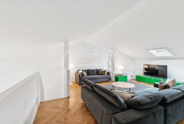 Exclusivité - Magnifique appartement de 4 chambres + 1 bureau - 3 parkings - Ascenseur