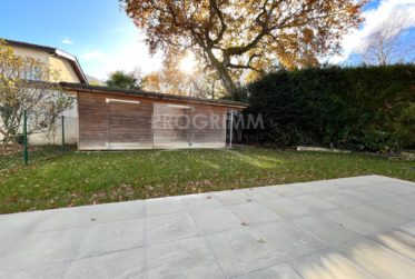 Exclusivité - Villa - 3 chambres - 2 salles de bain - - Places de parking