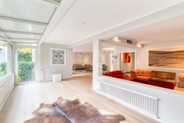 rare au cœur de Florissant Rez +1 avec jardin privatif – 8 pièces, 4 chambres, 3 salles de bains + Box