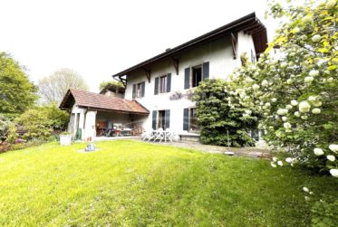 Exclusivité - Maison villageoise en pleine campagne - Cheminée - 4 Chambres - 2 salles de bain - DISPO DE SUITE