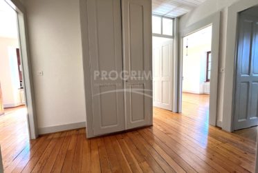 Exclusivité - Maison villageoise en pleine campagne - Cheminée - 4 Chambres - 2 salles de bain - DISPO DE SUITE
