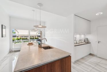 Exclusivité - Magnifique appartement de 4 chambres + 1 bureau - 3 parkings - Ascenseur