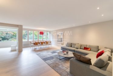 rare au cœur de Florissant Rez +1 avec jardin privatif – 8 pièces, 4 chambres, 3 salles de bains + Box